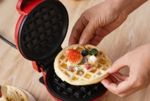 Máquina Fazer Waffles Mini Grill